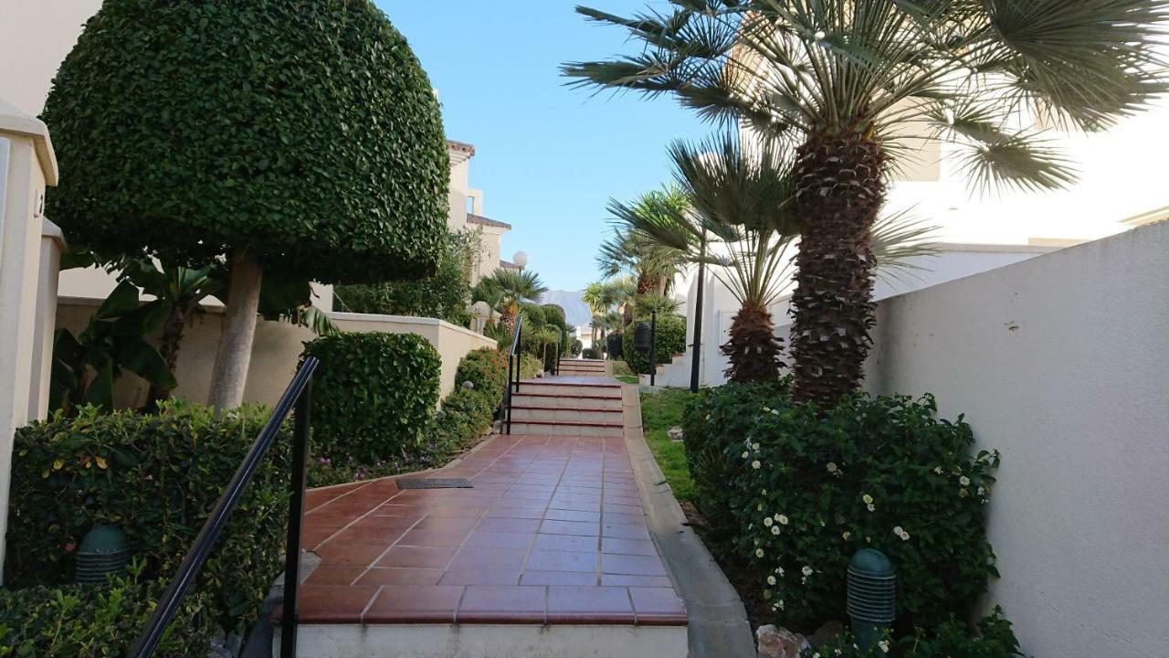 Estrella De La Bahia Lägenhet Casares Exteriör bild