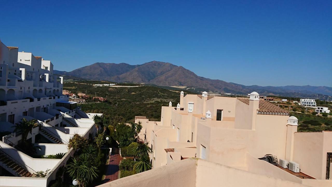 Estrella De La Bahia Lägenhet Casares Exteriör bild